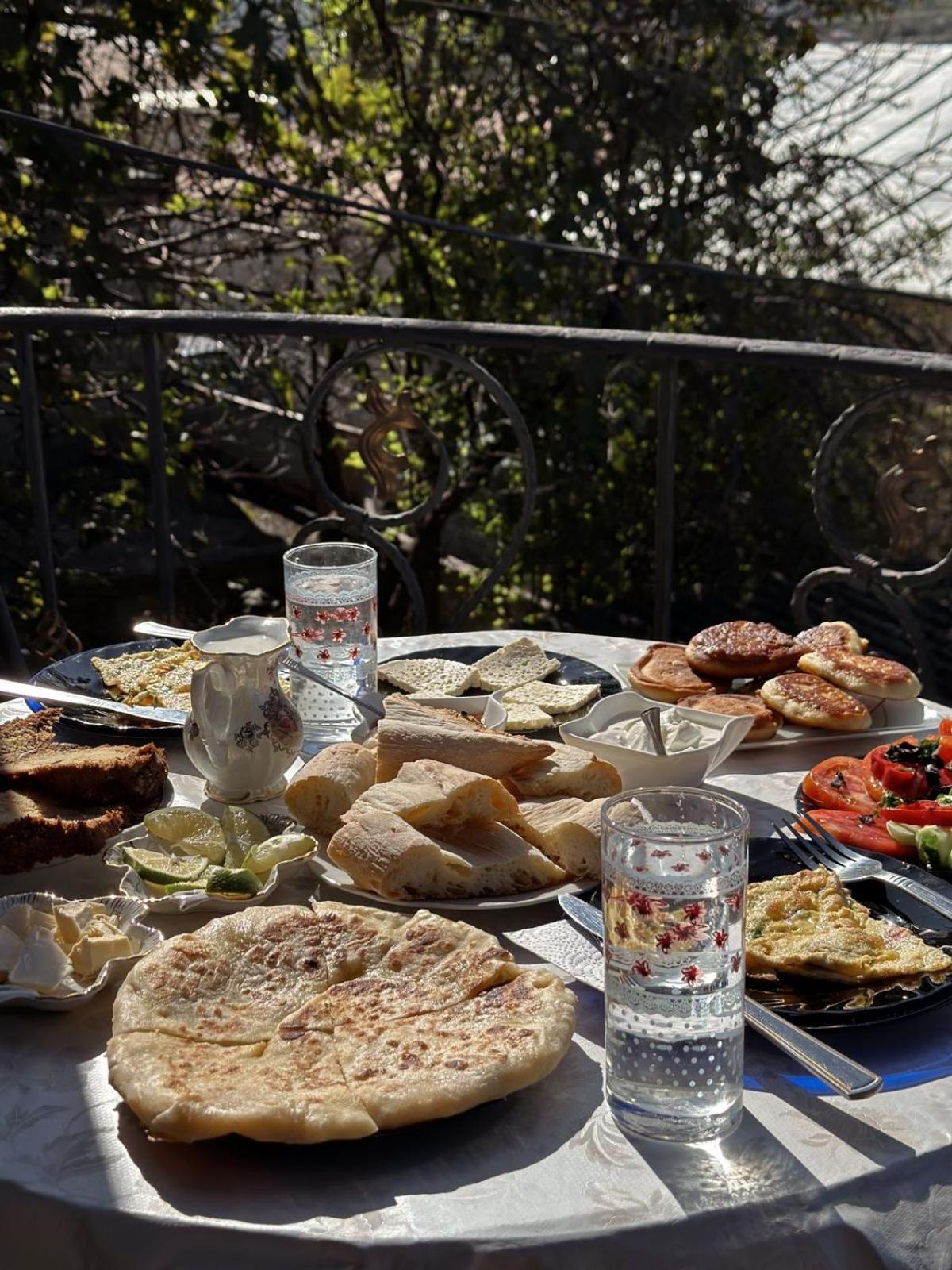 Philia's Guest House Sighnaghi Extérieur photo